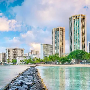 Hyatt Regency Waikiki & Resort